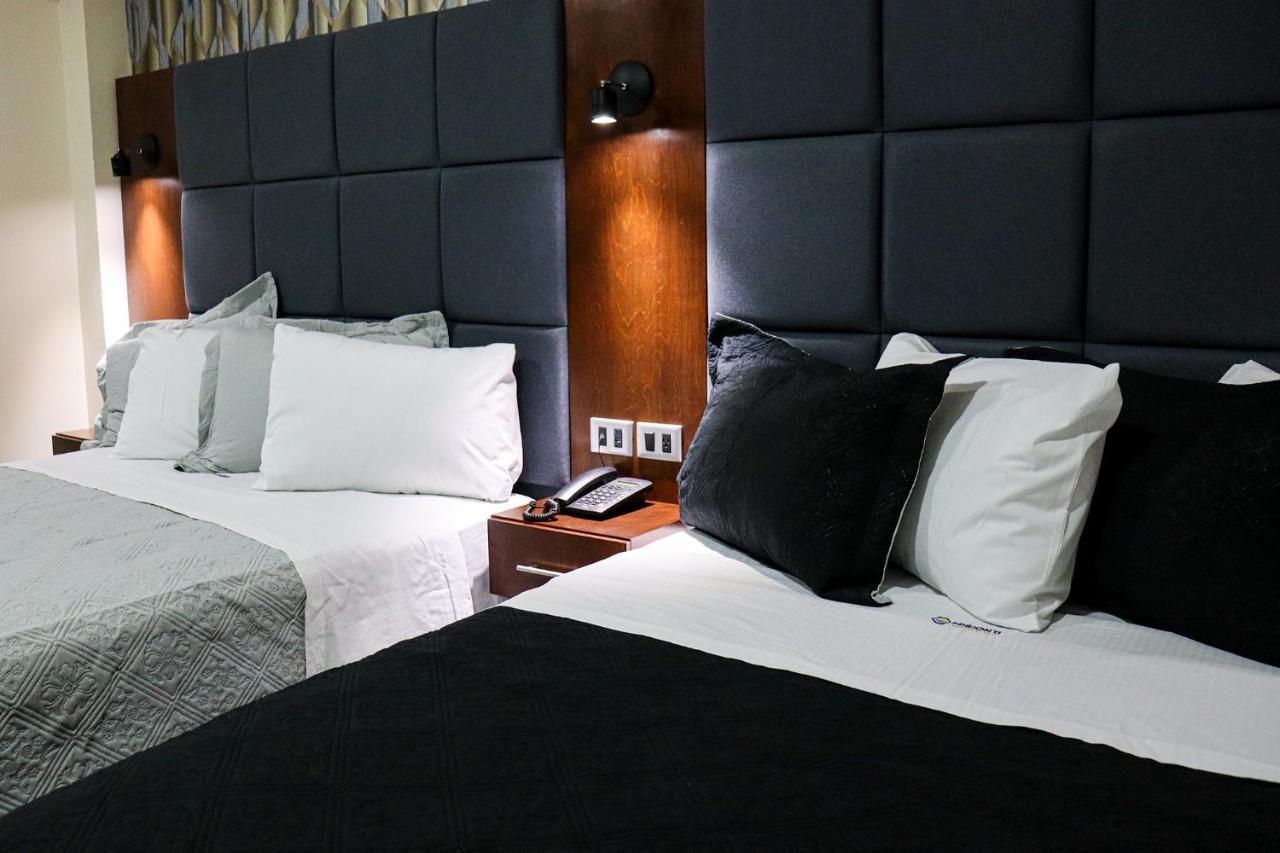 Hotel Mision 11 Tijuana Kültér fotó