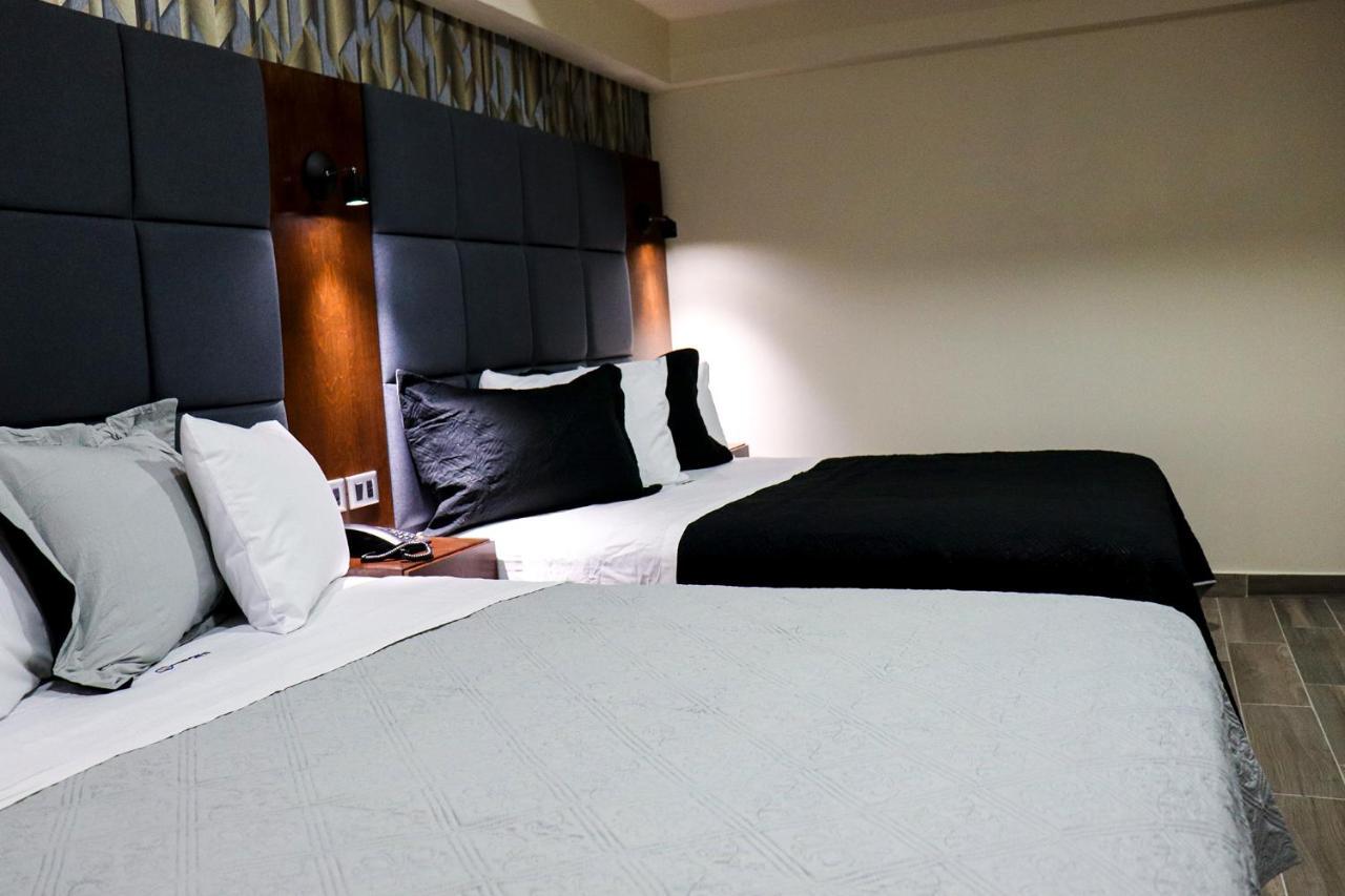 Hotel Mision 11 Tijuana Kültér fotó