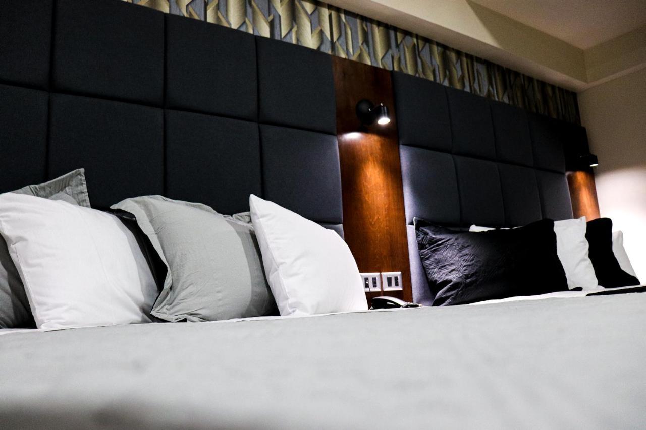 Hotel Mision 11 Tijuana Kültér fotó