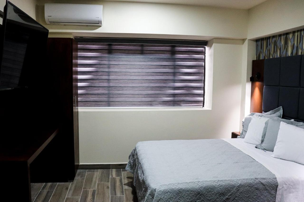 Hotel Mision 11 Tijuana Kültér fotó